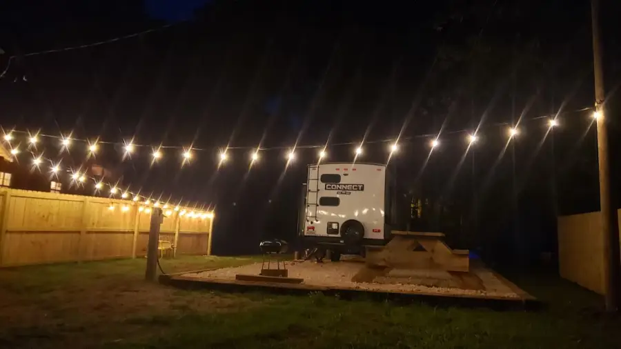 The suspended lights add a nice glow and help you see your way around. The suspended lights add a nice glow and help you see your way around.